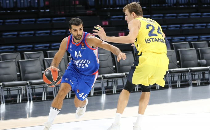 Potada derbi heyecan: Anadolu Efes - Fenerbahe Beko