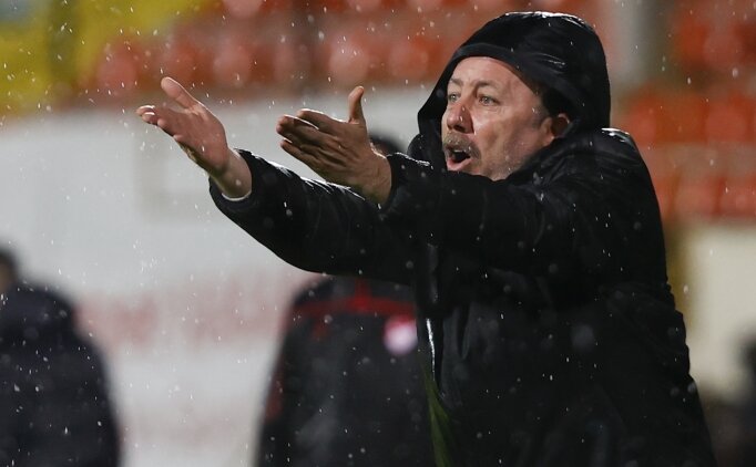 Sergen Yal��n: 'MHK'ya sesleniyorum; Hakemler berbat'