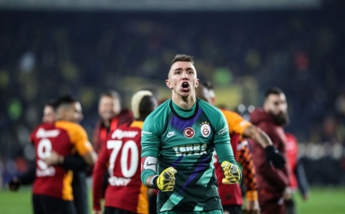 Muslera, ikinci baharn yayor!