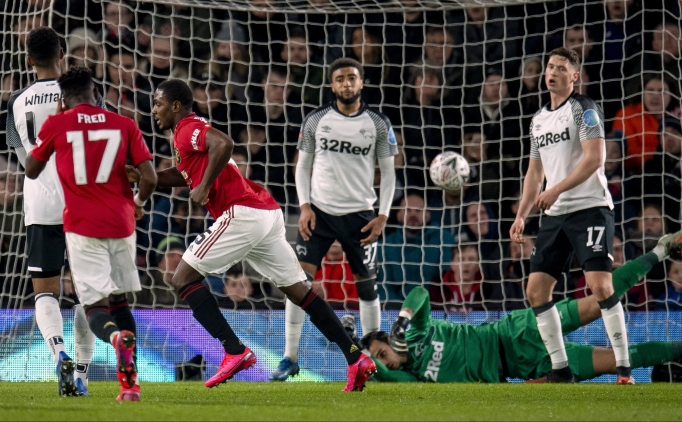 MANU son transferiyle �eyrek Final'de