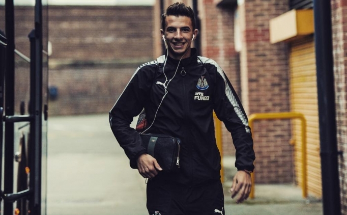 Galatasaray istedi, Newcastle United'da kald�