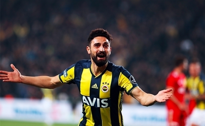 Fenerbahe'de Mehmet Ekici ilk 11'e kouyor!