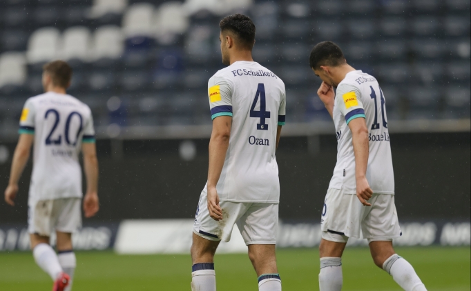 Schalke'nin galibiyet hasreti dinmek bilmiyor