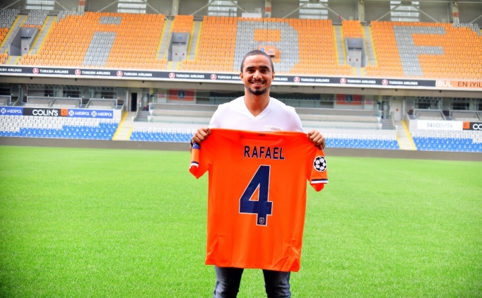 Rafael: 'Beşiktaş'tan teklif aldım'