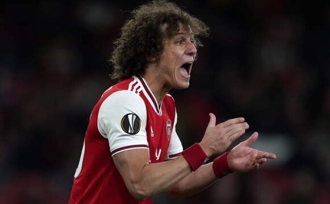 Arsenal, David Luiz ile yollarn ayrd