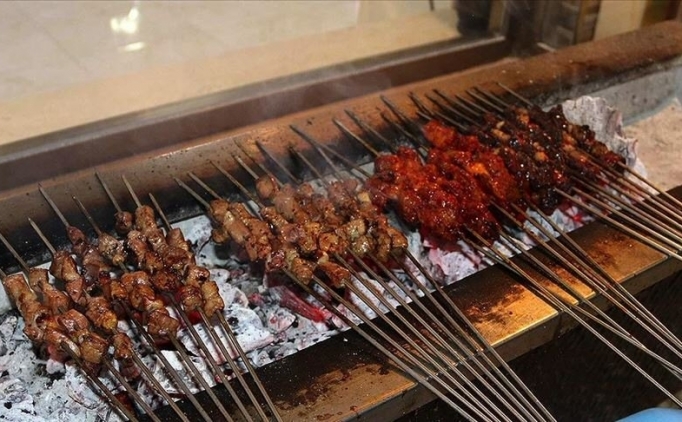 �anl�urfal�lar sahurdaki ci�er keyfini pakete s��d�rd�