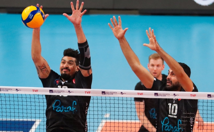 Halkbank, Arhavi Voleybol'a set vermedi
