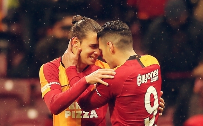 Galatasaray'da bu sezon az para ok i!