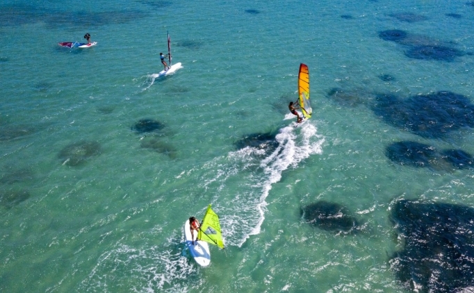 Ala�at�, 'Kovid-19 sonras�' s�rf tutkunlar�yla �enlendi