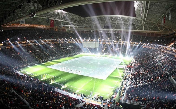 Galatasaray'da locada ma� izlemek 5 bin lira!