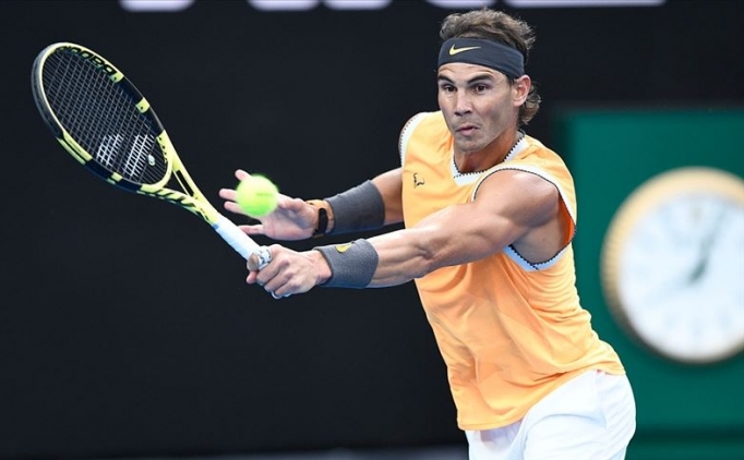 Fransa A��k'ta favoriler �eyrek finale ��kt�