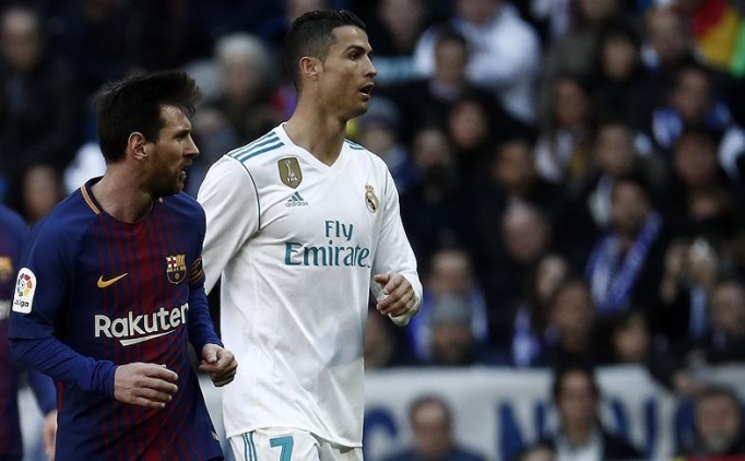 Ronaldo ve Messi ile oynam�� 12 �ansl� futbolcu