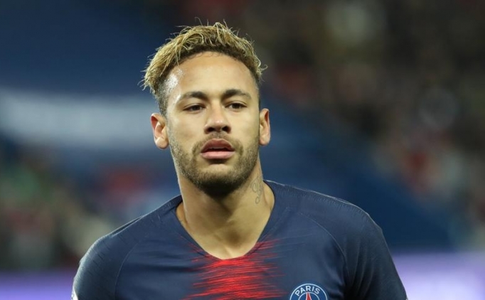 Neymar'n vergi borcu dudak uuklatyor