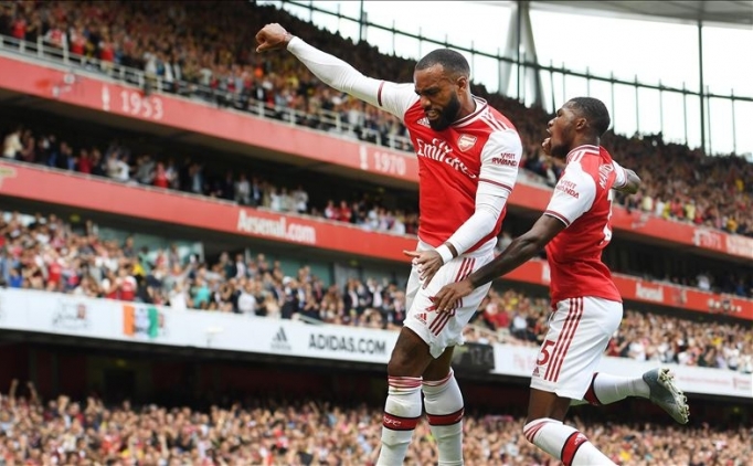 Alexandre Lacazette �spanya'n�n yolunu tutuyor