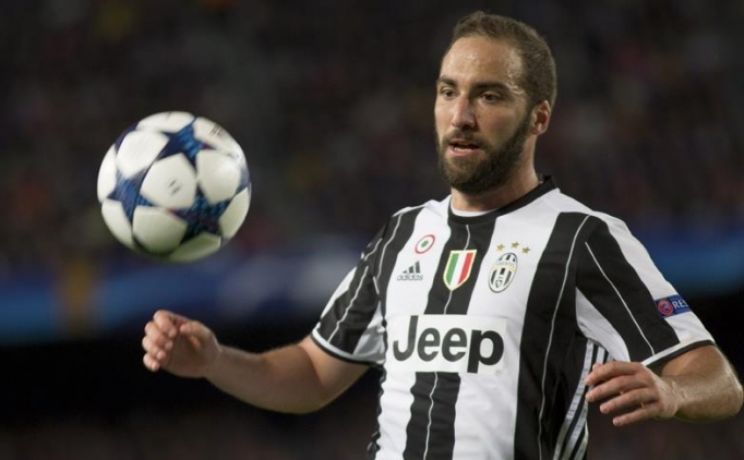 Gonzalo Higuain, MLS'e transfer oluyor