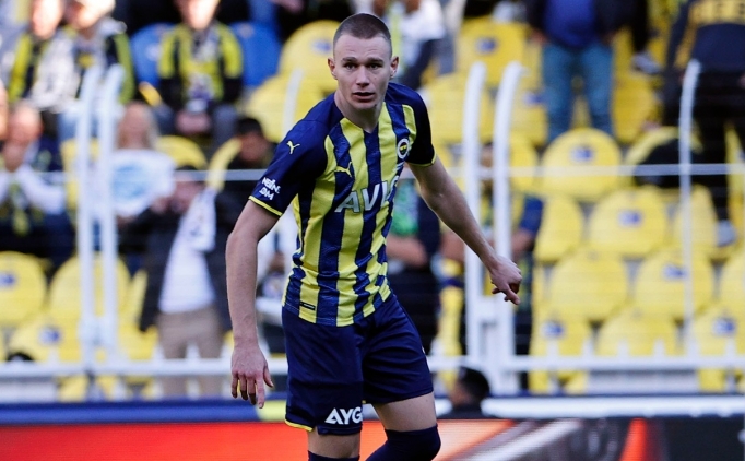 Fenerbahe'de Attila Szalai bir ilki yaad!