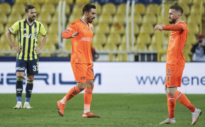 Son �ampiyon Ba�ak�ehir, S�per Lig tarihine ge�ti!