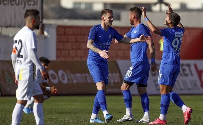 Tuzlaspor, Menemenspor kar��s�nda hata yapmad�