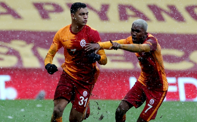 Galatasaray'da 'a��' i�e yarad�