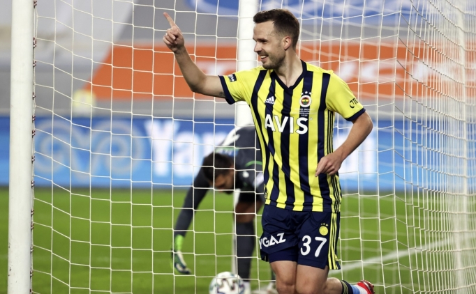 Novak Fenerbah�e'ye veda ediyor