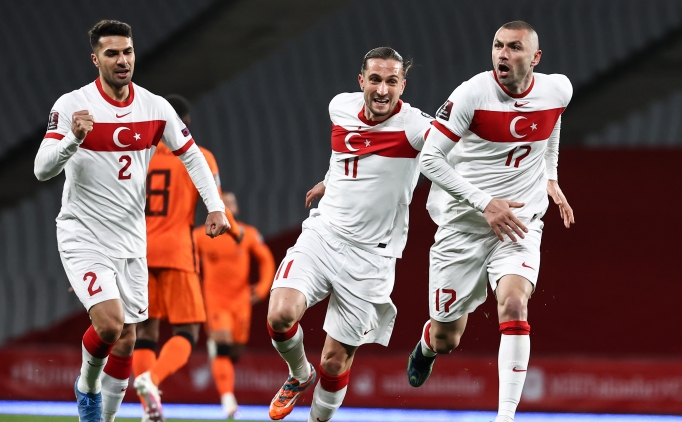Şenol Güneş�in ev ödevi, Hollanda�yı bitirdi