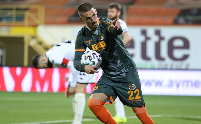 Alanyaspor, geri d�n��le Denizli'yi yakt�!