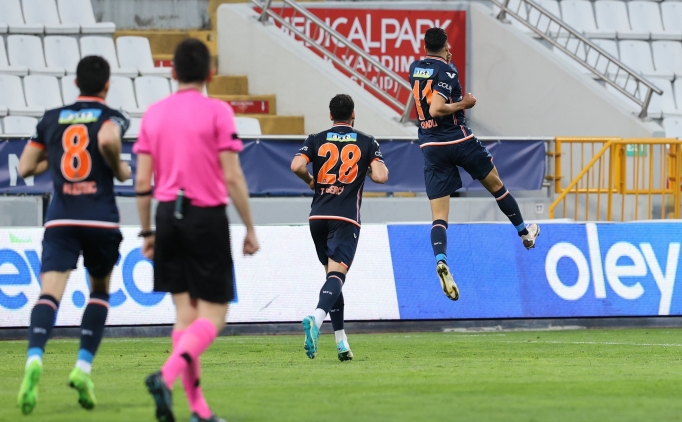 Chadli, Başakşehir'i suyun üstüne çıkardı!