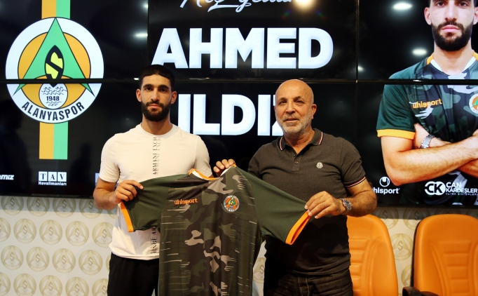 Alanyaspor, Ahmet Ildz ile 3 yllk szleme imzalad