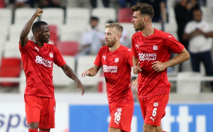 Sivasspor ayn tarifeyle turlad!