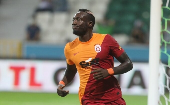 Galatasaray'da Mbaye Diagne 11'e dnyor