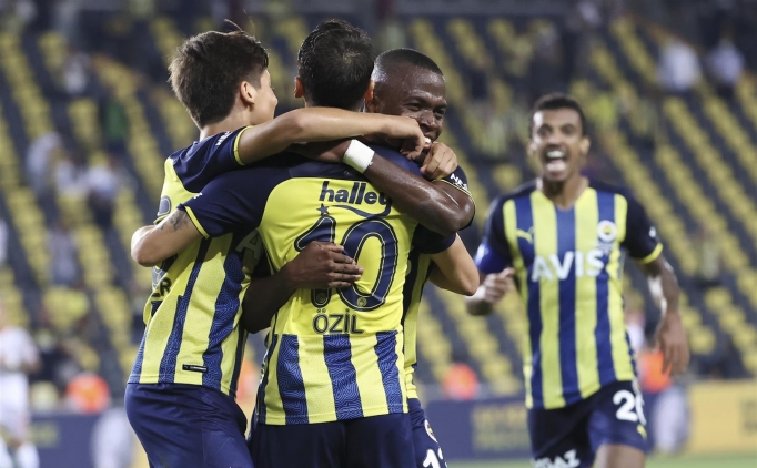 Fenerbahe'de Altay ncesi 2 eksik, 2 pheli