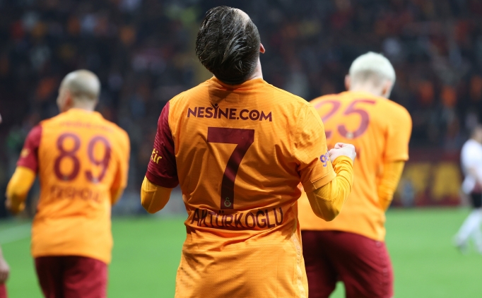 Galatasaray'da Kerem Aktrkolu parlyor