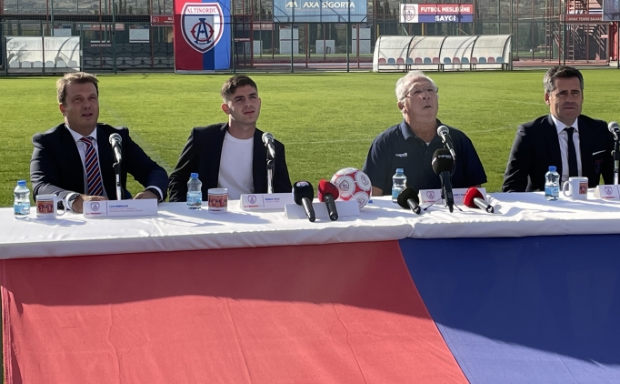 Burak �nce, Alt�nordu'ya veda etti: '�ocukluk hayalim i�in'