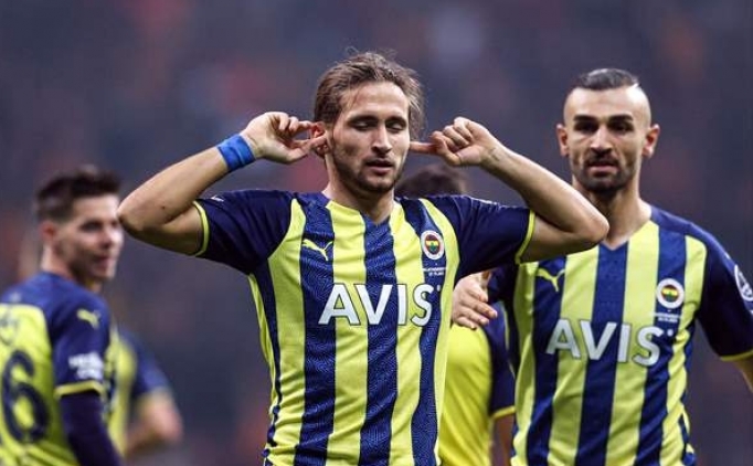 Fenerbahe'nin derbi zel tirtleri sata kt