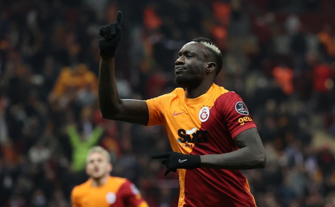 Galatasaray'dan çift forvetle tek gol!