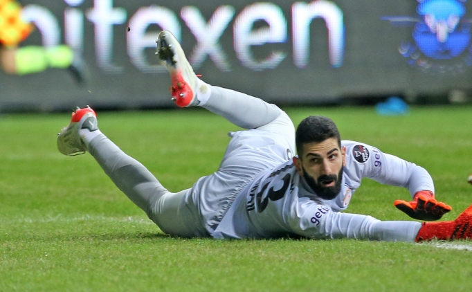 İsmail Çipe kaleyi devrediyor
