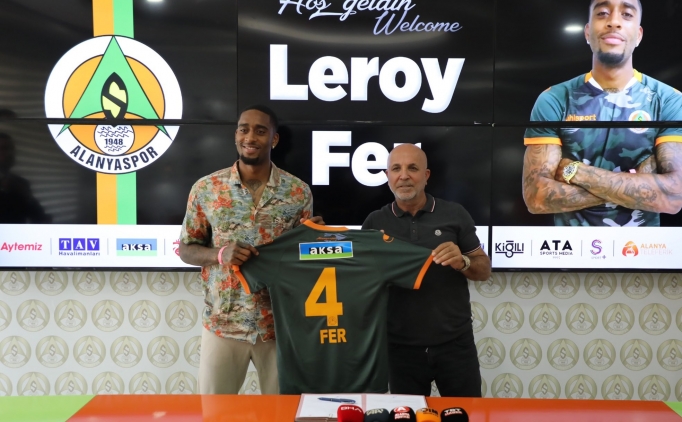 Alanyaspor'da Siopis'in yerini Leroy Fer