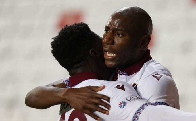 Trabzonspor'da Benik Afobe, 16 ma sonra ilk 11'de