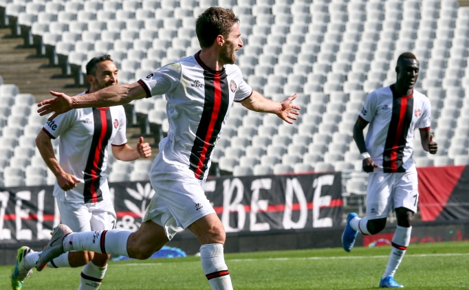 Karagümrüklü Borini, Türkiye'de rekor kırabilir