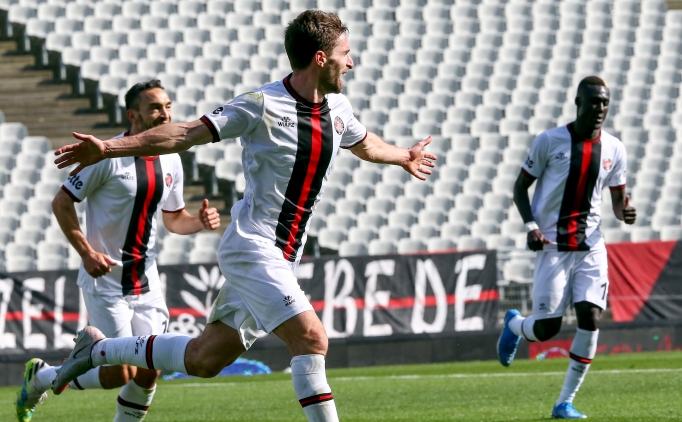 Karagmrkl Borini, Trkiye'de rekor krabilir