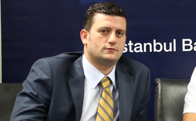 Ba�ak�ehir'de Ahmet Ketenci g�revden ayr�ld�