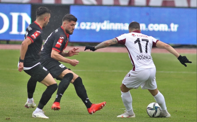 Band�rmaspor'da 3 oyuncu kadro d��� b�rak�ld�!