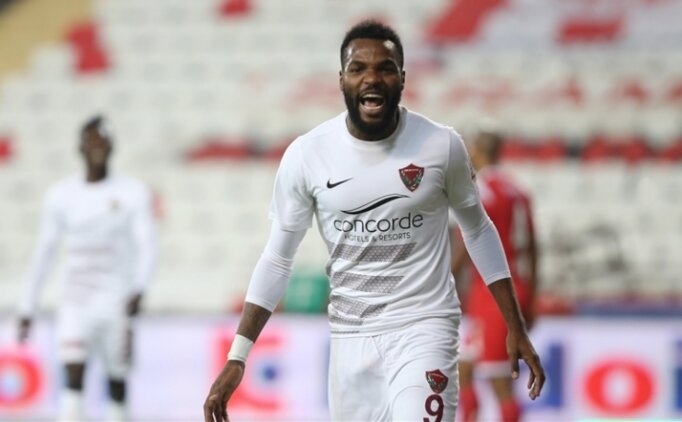 Boupendza: 'Lemina bana 'Galatasaray'a git' diyor!'