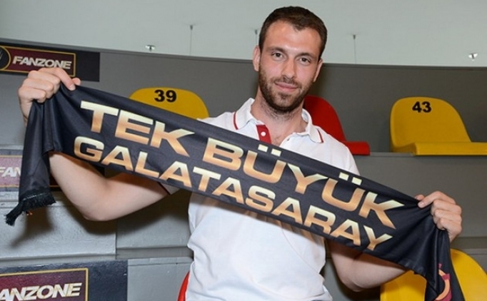 Galatasaray'da voleybol tak�m�na transfer
