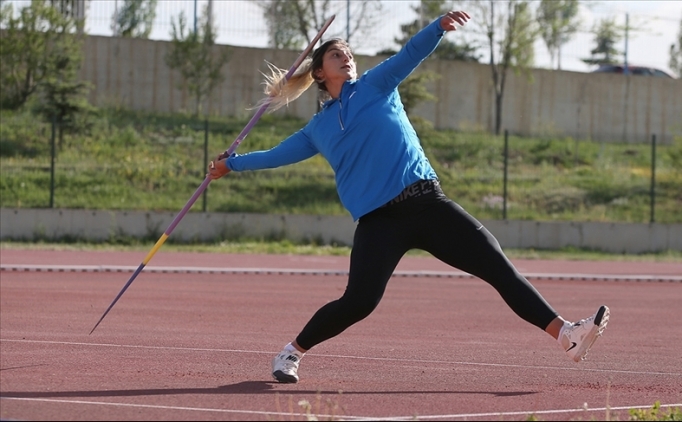 Milli ciriti Eda Tusuz, Tokyo Olimpiyatlar'na madalya hedefiyle hazrlanyor