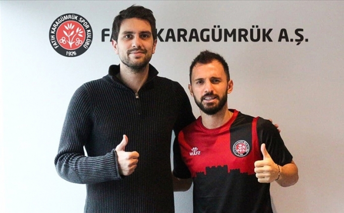 Karagmrk, Emre olak' kadro d brakt!