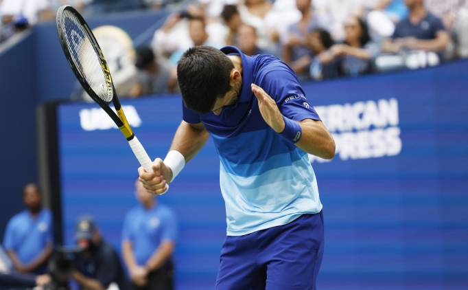 Novak Djokovic, Indian Wells'ten ekildi