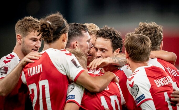 Danimarka'dan ola�an�st� ba�ar�