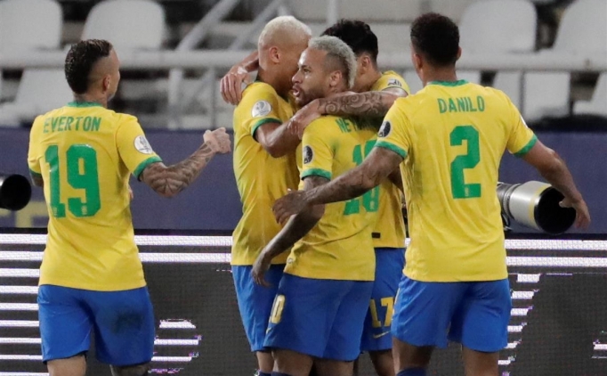 Brezilya Peru'yu yenerek finale y�kseldi