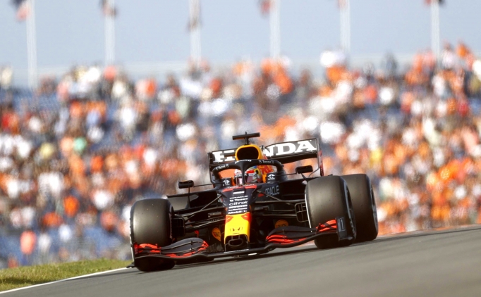 F1 Hollanda Grand Prix'sinde pole pozisyonu Verstappen'in